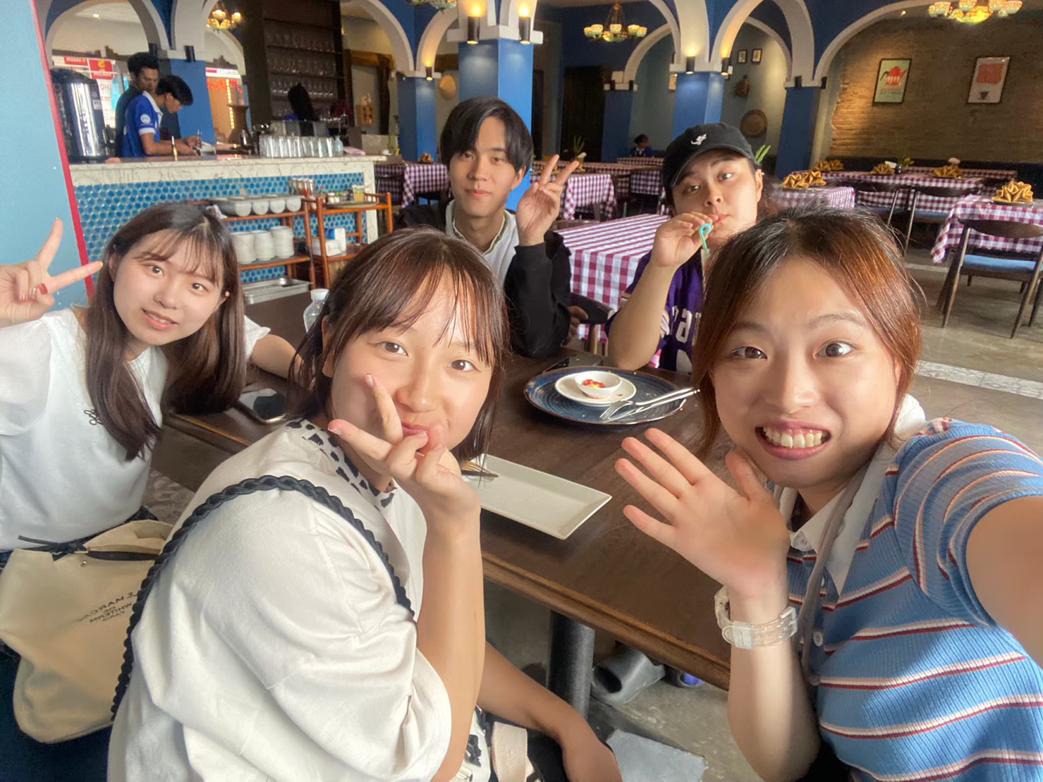 LINE_ALBUM_スタツア🇻🇳_240218_1