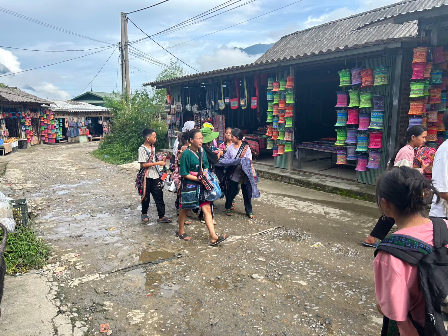 LINE_ALBUM_スタツア🇻🇳_240218_20