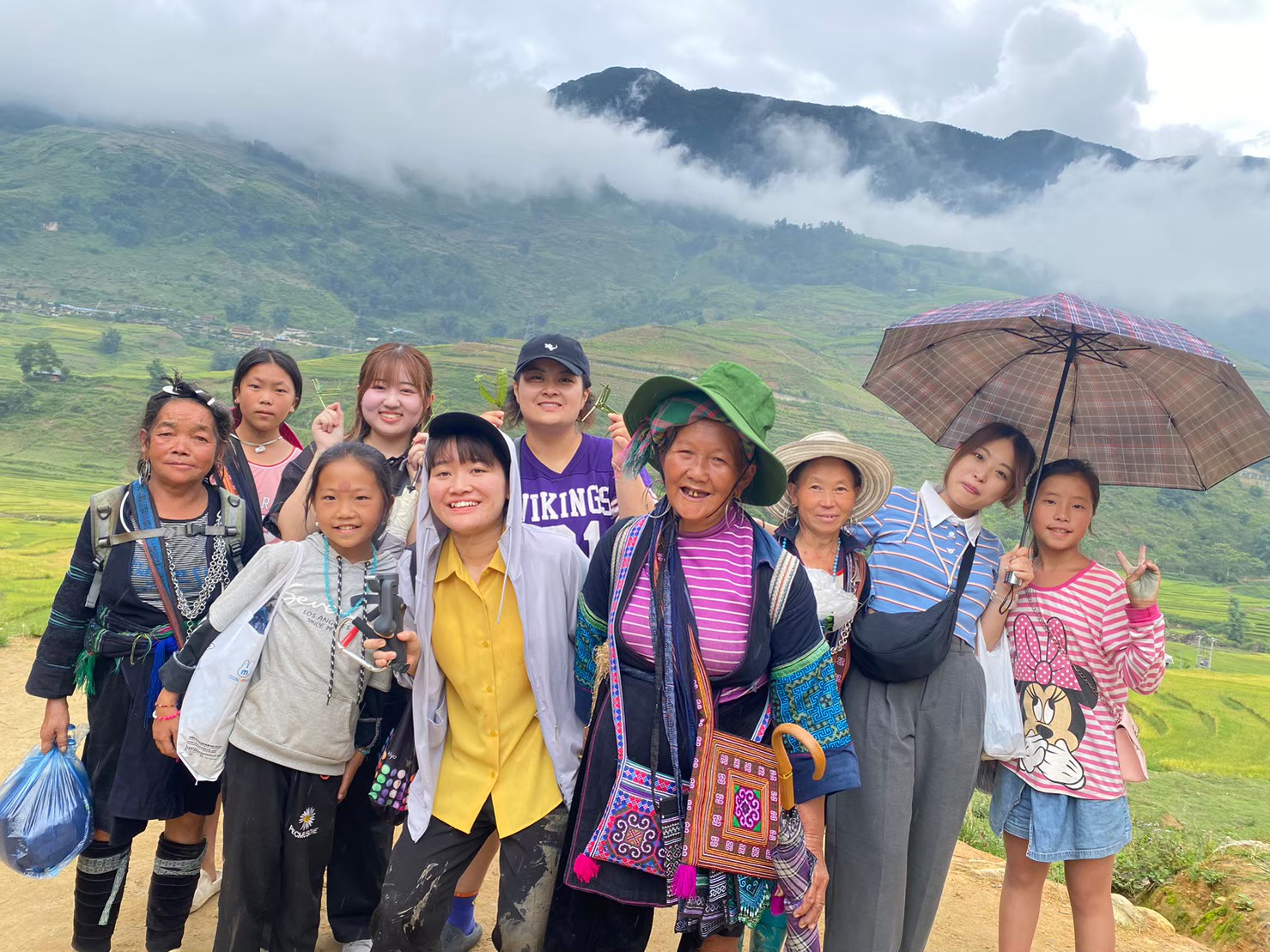 LINE_ALBUM_スタツア🇻🇳_240218_7